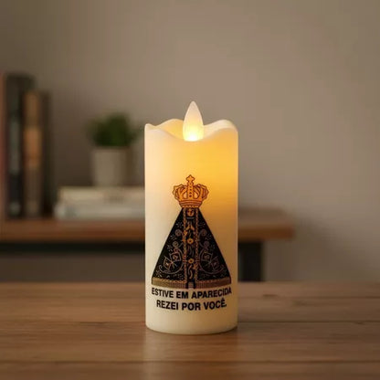 Kit 2 Velas Led Eletrônica Nossa Senhora Aparecida + 4 Pilhas AA